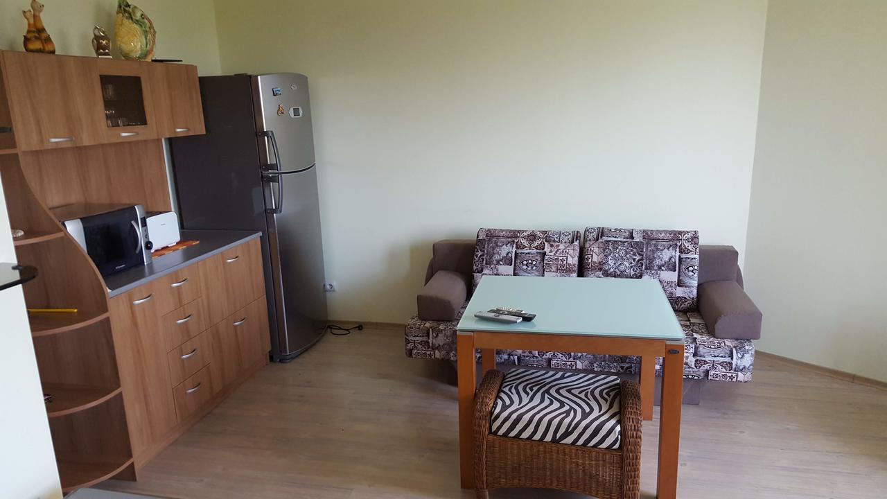 Riviera Sea Villageapartments Golden Sands Eksteriør billede