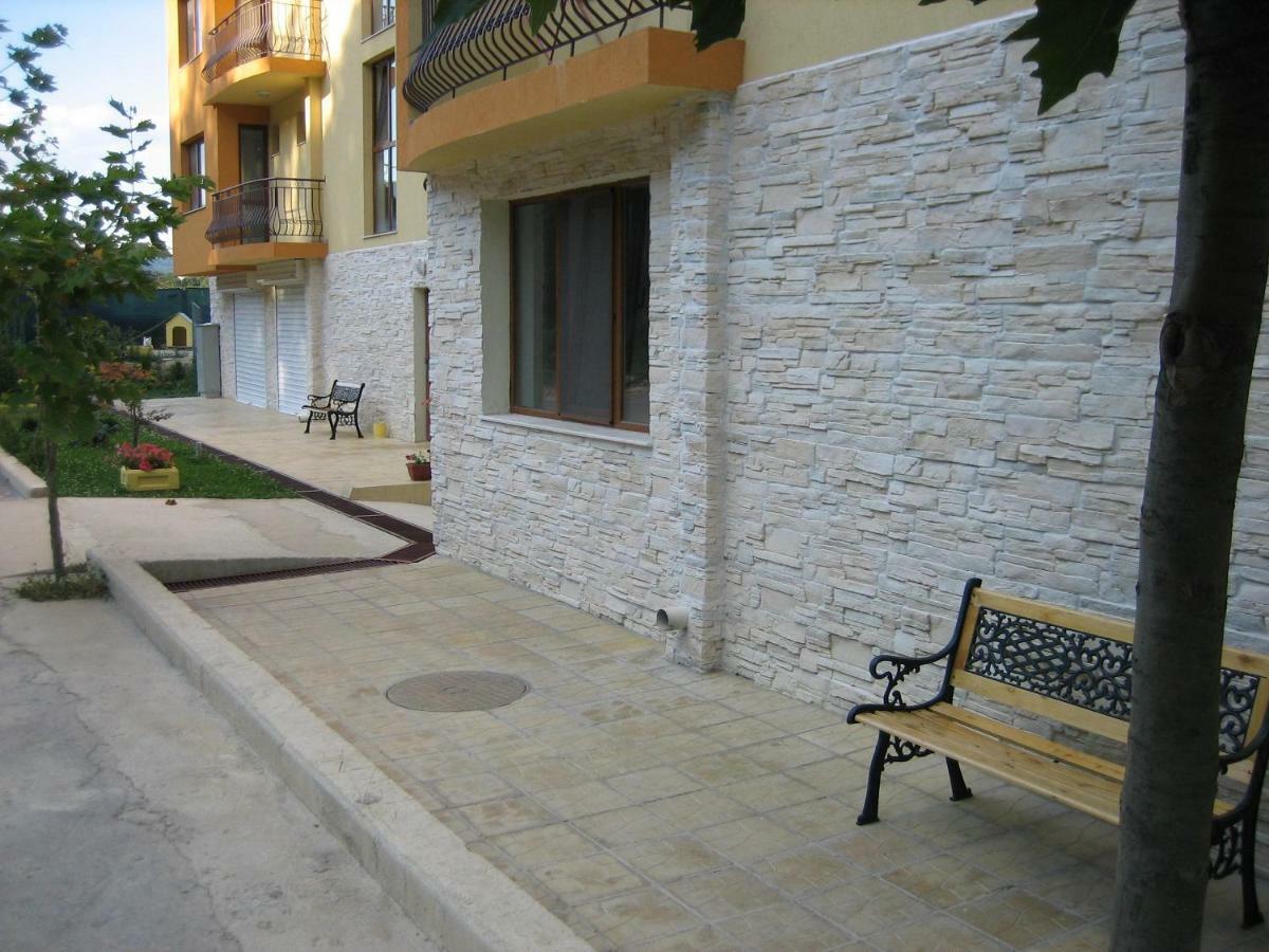 Riviera Sea Villageapartments Golden Sands Eksteriør billede