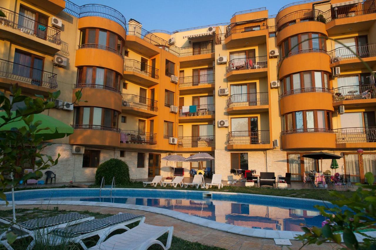 Riviera Sea Villageapartments Golden Sands Eksteriør billede