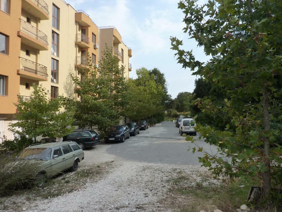 Riviera Sea Villageapartments Golden Sands Eksteriør billede