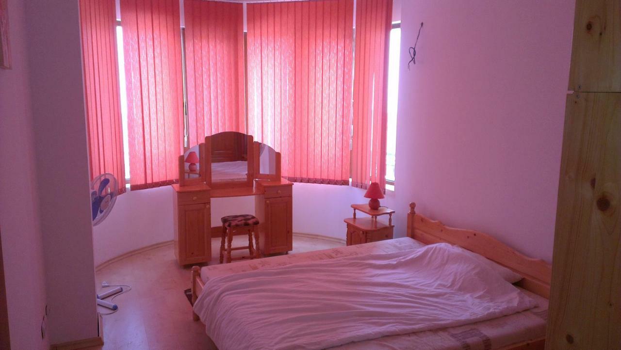 Riviera Sea Villageapartments Golden Sands Eksteriør billede